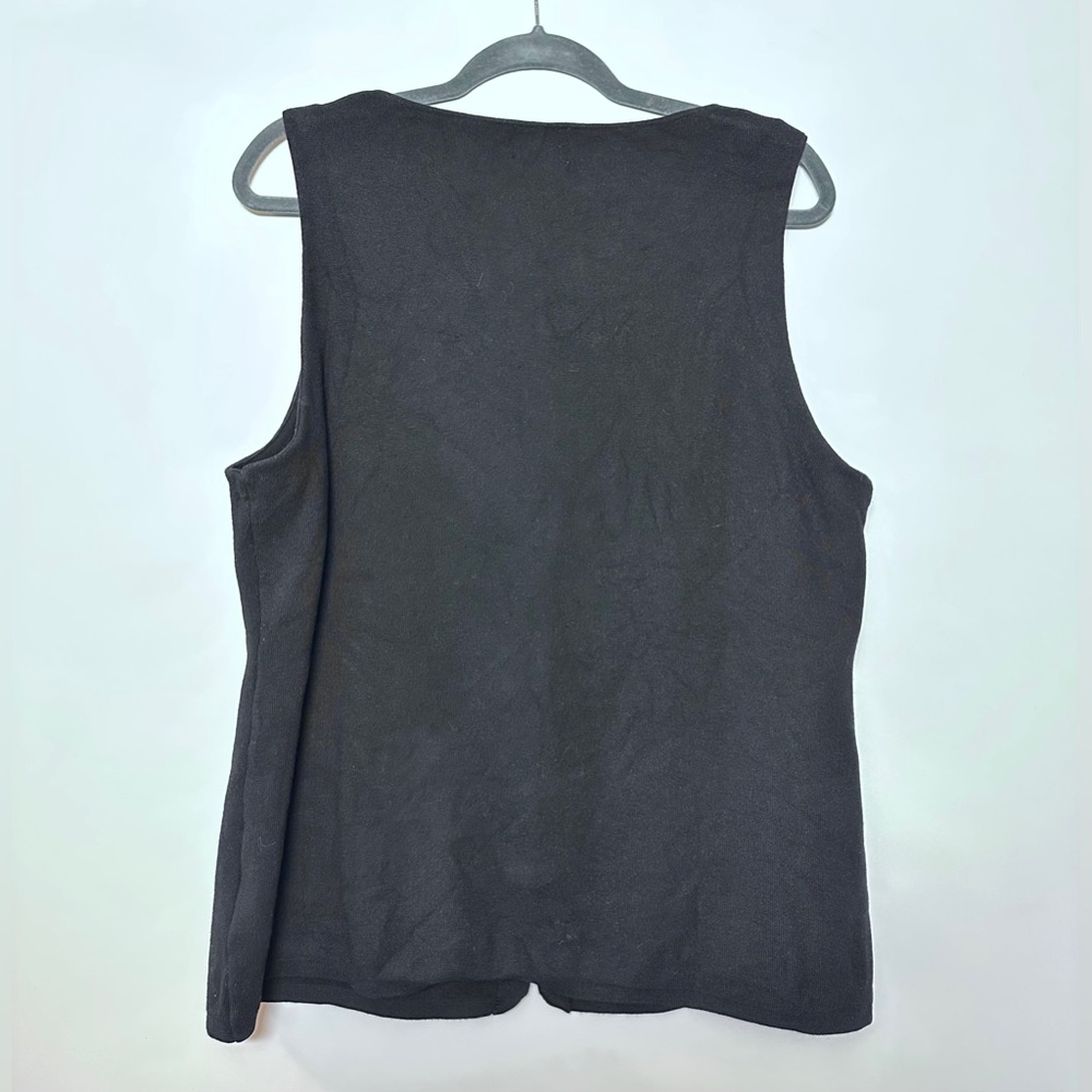 Fine-Knit Vest - Picture 3 of 6